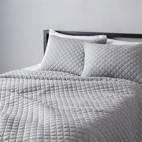 img 4 attached to Amazon Basics Cotton Jersey Quilt and Shams Bed Set - Full/Queen, Light Gray