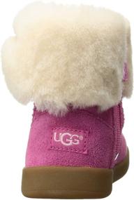 img 2 attached to 👟 Милые и уютные ботинки UGG Ramona Fashion Chestnut для мальчиков-младенцев