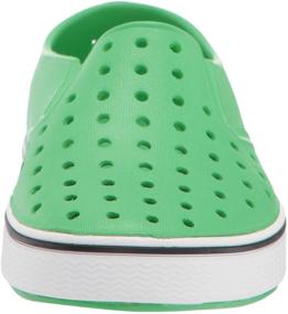 img 3 attached to 👟 Native Shoes Toddler / Little Kid Miles Slip-On в цвете Grasshopper Green / Shell White, размер 9 (малыш) M - Стильная и комфортная обувь