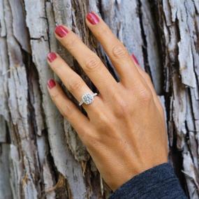 img 3 attached to 💍 Обручальные кольца с подушечкой из белого золота 10К с гало из моиссанита, весом 1-1/4 карат(ctw) - идеальны для свадебного юбилея