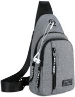 маленькая сумка-слинг через плечо, нагрудная, водостойкая, дорожная сумка для мужчин, женщин, мальчиков с отверстием для наушников (серая) логотип