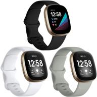 🌈 geak совместимый с браслетами fitbit versa 3/sense, 3 шт. мягкие водонепроницаемые запасные ремешки для запястья для умных часов fitbit versa 3/sense - большой размер, черный/белый/серый. логотип