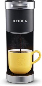 img 4 attached to ☕ Кофеварка Keurig K-Mini Plus: кофемашина для одной чашки K-Cup с размешиванием объемом 6-12 унций, хранением K-Cup и совместимостью с путешественными кружками, черная.