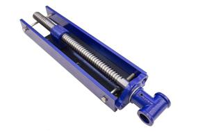 img 4 attached to 🔧 Yost Tools YEV17 End Vise: Enhance your Woodworking Projects with Precision and Stability