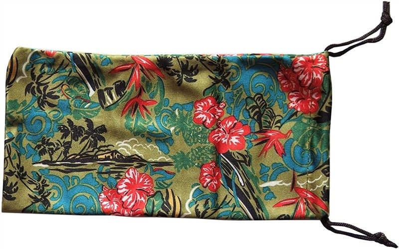 maui sunglass cleaning cloth large 로고