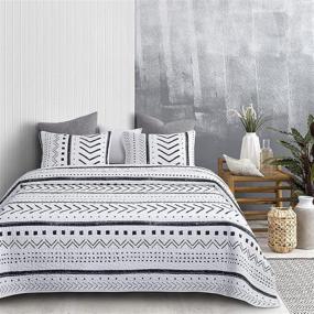 img 3 attached to 🛌 Wake In Cloud - Aztec Quilt Set: Black White Geometric Modern Pattern Print - 100% Cotton Fabric with Soft Microfiber Fill - Queen Size Bedspread Coverlet Bedding (3pcs)