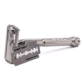 img 2 attached to 🪒 Parker Safety Razor Model 60R: Double Edge Butterfly Open Safety Razor with 5 Premium Platinum Blades - A Complete Shaving Solution