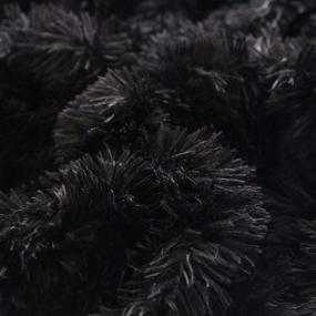 img 1 attached to 🛏️ Роскошное одеяло XeGe Plush Shaggy размера "квин" с ультрамягким кристальным бархатом, в комплекте с 1 искусственным меховым одеяльным чехлом и удобной молнией - элегантный черный оттенок.