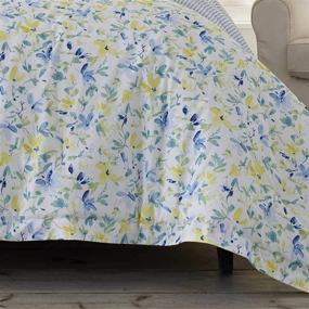 img 2 attached to 🛏️ Коллекция Laura Ashley Nora: стильный деликатный комплект одеяло для двуспальных кроватей - сверхмягкое постельное белье на все времена года.