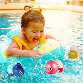 img 2 attached to 🐢 TOHIBEE Игрушки для ванны: 3-пакетный набор милых плавающих черепах для детей от 1 до 3 лет - идеальные игрушки для ванной с механизмом подзавода для малышей и дошкольников