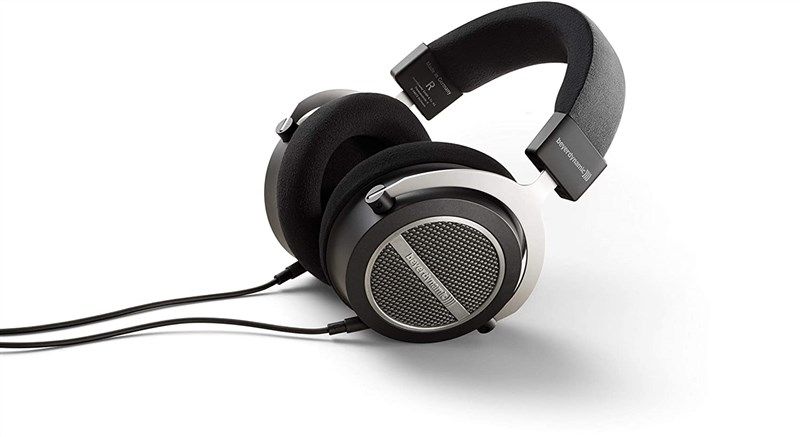 beyerdynamic amiron high end stereo headphone 로고
