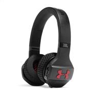 jbl under armour sport беспроводные наушники train - наушники с bluetooth для спорта на ушах. влагозащищенные беспроводные наушники с микрофоном, совместимые с android и apple ios (черно-красные) логотип