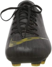 img 3 attached to Стильные и прочные: детские кроссовки Nike Jr Vapor 12 Club для девочек и спортивная одежда