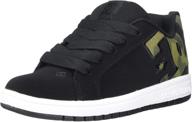 stylish and durable dc kids' court graffik se skate shoe - perfect for young skaters logo