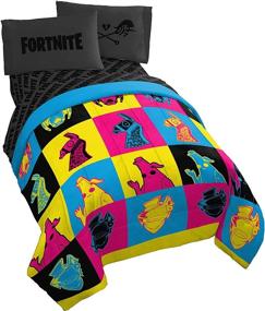 img 4 attached to 🛏️ Набор постельного белья Jay Franco Neon Warhol Fortnite на два односпальных кровати - включает одеяло и комплект постельного белья - постельное белье с Лама, Пели и Вертекс - супермягкая микрофибра, не выцветает (Официальный продукт Fortnite)