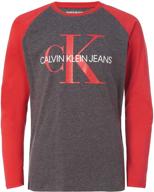 👕 кофты, футболки и рубашки calvin klein split sleeve fa21 для мальчиков в размере 16". логотип