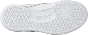 img 1 attached to 👟 Стильные унисекс кроссовки Reebok в черно-угольном цвете: идеальная обувь для мальчиков