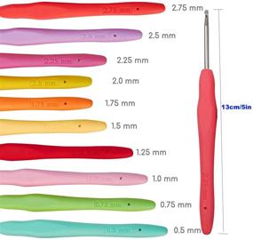 img 1 attached to 🧶 Премиум набор крючков для вязания крючком 10 малых размеров с эргономичной мягкой ручкой, идеально подходит для кружева крючком - от 0,5 мм до 2,75 мм