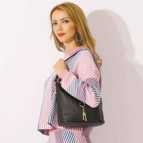 img 1 attached to 👜 Дизайнерская кожаная сумка через плечо и кошельки для женщин - модные плечевые аксессуары