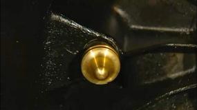 img 2 attached to 🔧 Медный штифт пивота выключения сцепления 21511223328 подходит для ручной коробки передач BMW E30 E36 E46 E39 E90 E92 моделей с 1992 года и позднее