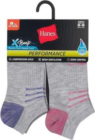 img 2 attached to 🧦 Женские компрессионные невидимки с технологией охлаждения Hanes Performance - 6 пар