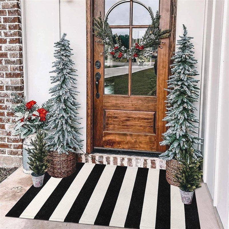leevan christmas washable farmhouse entryway 로고