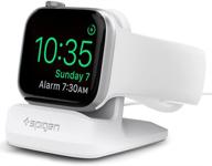 стойка spigen s350 разработана для зарядного держателя apple watch серии 7/6/se/5/4 (45 мм/44 мм/41 мм/40 мм) и серии 3/2/1 (42 мм/38 мм) из прочного тпу с противоскользящей устойчивой основой - белый. логотип