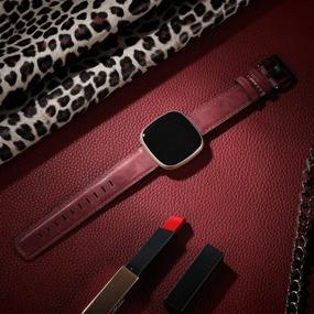 img 2 attached to Стильные тонкие ретро-кожаные ремешки для Fitbit Versa 3 и Fitbit Sense - «WineRed», универсальная замена браслета на запястье от Maledan.