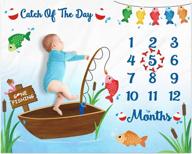 🎣 gone fishing baby monthly milestone blanket: прекрасный проп для фотографий с новорожденными мальчиками и девочками | идеи для декора детской комнаты the big one | 40 "x 50". логотип