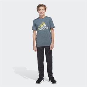 img 2 attached to 👕 Оставайтесь прохладными и стильными с футболкой adidas Boys' Boss Logo, отводящей влагу.