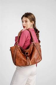 img 3 attached to 👜 Стильные и вместительные кожаные сумки Hobo для женщин: большие бохо сумки через плечо для покупок - коричневые