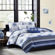 🛏️ intelligent design cozy quilt set - casual boho design for all seasons - coverlet bedspread with matching shams and decorative pillow - full/queen size - cassy blue logo