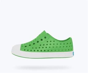 img 2 attached to 💼 Детские кроссовки Jefferson в цвете Grasshopper Green/Shell White - Размер C10 M US от Native Shoes.