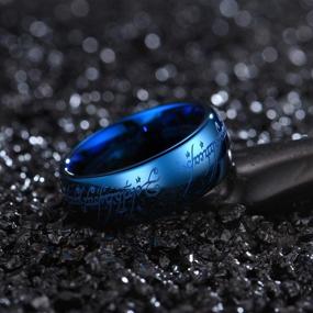 img 1 attached to Зоэски мужское кольцо из вольфрама карбида 6мм 8мм - синяя полоса вдохновленная "Властелином Колец" с удобной посадкой и лазерной гравировкой