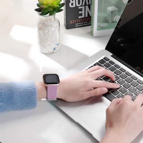 img 1 attached to Набор из 6 водонепроницаемых силиконовых браслетов для замены для Fitbit Versa 2/Fitbit Versa, 📿 Маленький размер, для женщин и мужчин, черный/розовый - совместим со смарт-часами Fitbit Versa Lite SE