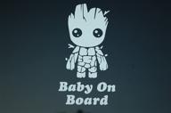 👶 малыш в пути, наклейка baby groot из винила, от five star supply - выберите цвет! на автомобильное стекло (v521) (белый) логотип