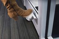 🚪 labrinx doorwave: touchless foot-activated door opener, hygienic stainless steel логотип