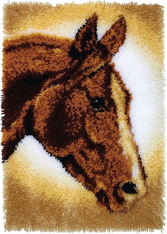 wonderart classics horse latch hook 로고
