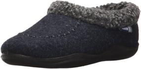 img 4 attached to Kamik Unisex COZYCABIN2 Medium Boys' Slipper Shoes for Comfort and Style in Slippers