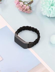 img 1 attached to 🌸 Женской эластичный плетеный текстильный браслетный ремешок для Fitbit Charge 4/Charge 3 - Милые и тянущиеся аксессуары-браслеты в черном цвете (Размер: Маленький)