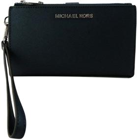 img 4 attached to 👜 Превосходный женский двойной браслет для путешествий Michael Kors: стильные сумки и кошельки для современной женщины.