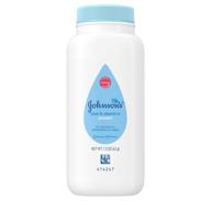 👶 johnson's baby natural cornstarch baby powder with aloe and vitamin e, hypoallergenic and paraben-free for gentle baby skin care, 1.5 oz logo