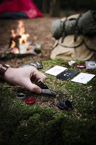 img 2 attached to 🔥 Gentlemen's Hardware Campfire Games: Texas Hold 'Em Poker Set with Bottle Cap Chips - Complete Set for Unforgettable Nights (GEN173)