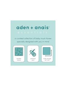 img 1 attached to 🌿 aden + anais Essentials Мечта Одеяло: Легкое детское муслиновое одеяло для мальчиков и девочек, идеальное для детской комнаты, кроватки и детской постельки - дизайн "Тропикалия" +