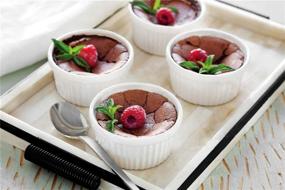 img 1 attached to 🍮 Artestia 4 унции Рамкин чаши - печь Крем Брюле фарфоровые Рамкины, классический стиль Суфле Рамкины, креманки и мороженое - набор из 12
