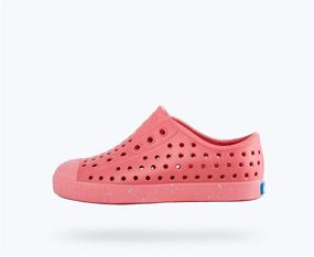 img 2 attached to Раскрой свой стиль с кроссовками Native Shoes Jefferson Parachute Speckles для мальчиков 👟