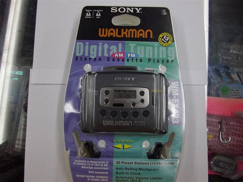 Sony Walkman WM-FX423 AM/FM Portable Cassette Player