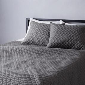 img 4 attached to Amazon Basics Cotton Jersey Quilt and Shams Bed Set - Full/Queen, Dark Gray - Best Quality and Comfort