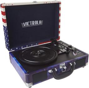img 4 attached to Victrola VSC-550BT-USA Винтажный портативный проигрыватель грампластинок в стиле чемодана с Bluetooth и встроенными динамиками, 🎵 Улучшенное звучание вертушки, включает дополнительный стилус - Американское флаговое издание для улучшенного SEO