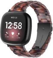 браслет-ремешок из смолы ayeger для fitbit versa 3 / fitbit versa sense - легкий браслет на запястье с заменой металлической пряжкой из нержавеющей стали (кофе) логотип